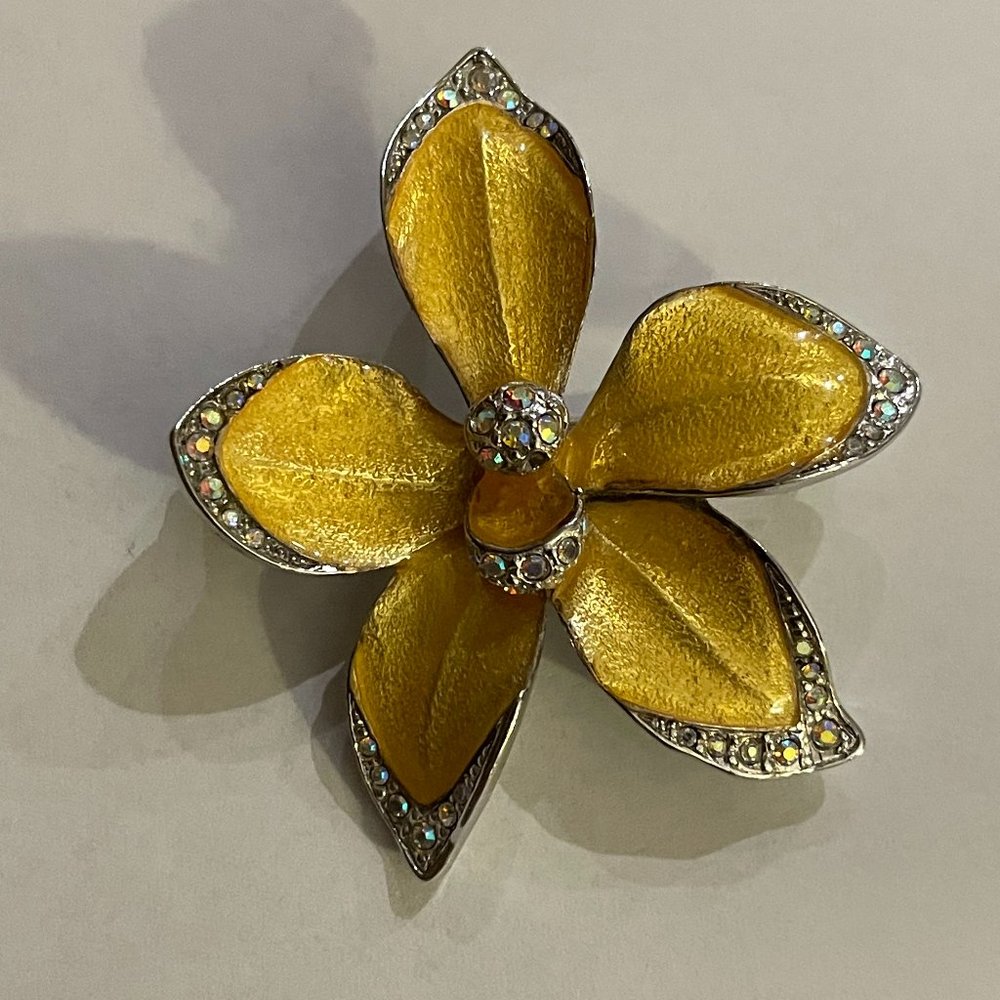 Carolee Yellow Brooch Pin- Mint